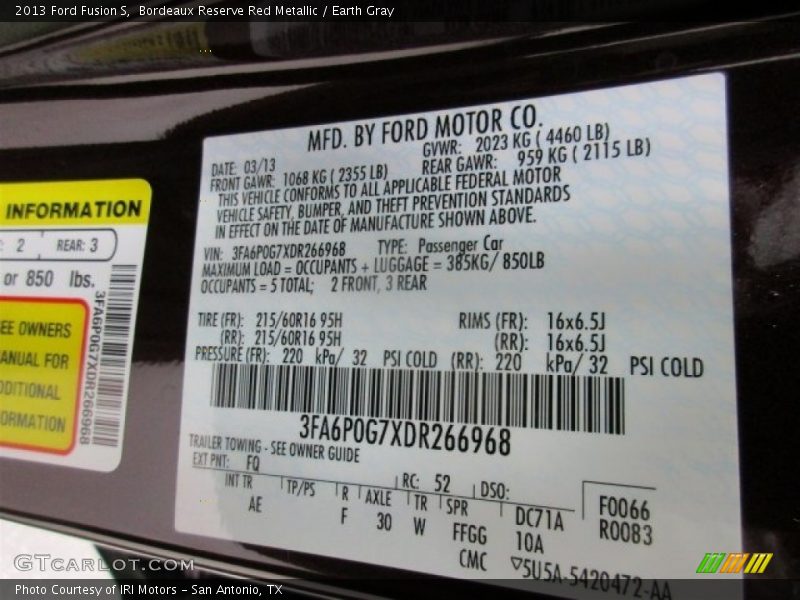 Bordeaux Reserve Red Metallic / Earth Gray 2013 Ford Fusion S