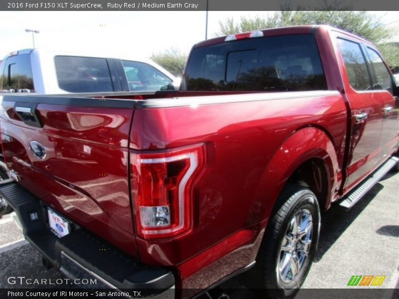 Ruby Red / Medium Earth Gray 2016 Ford F150 XLT SuperCrew