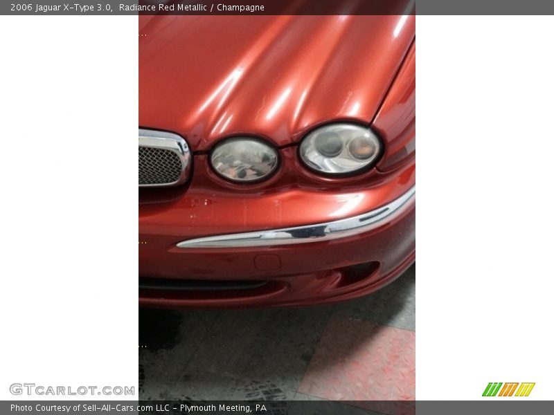 Radiance Red Metallic / Champagne 2006 Jaguar X-Type 3.0