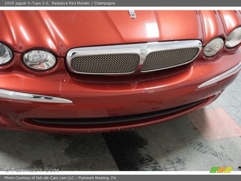 Radiance Red Metallic / Champagne 2006 Jaguar X-Type 3.0