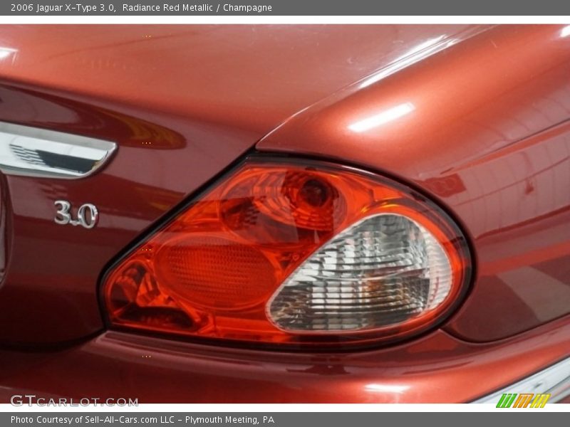 Radiance Red Metallic / Champagne 2006 Jaguar X-Type 3.0