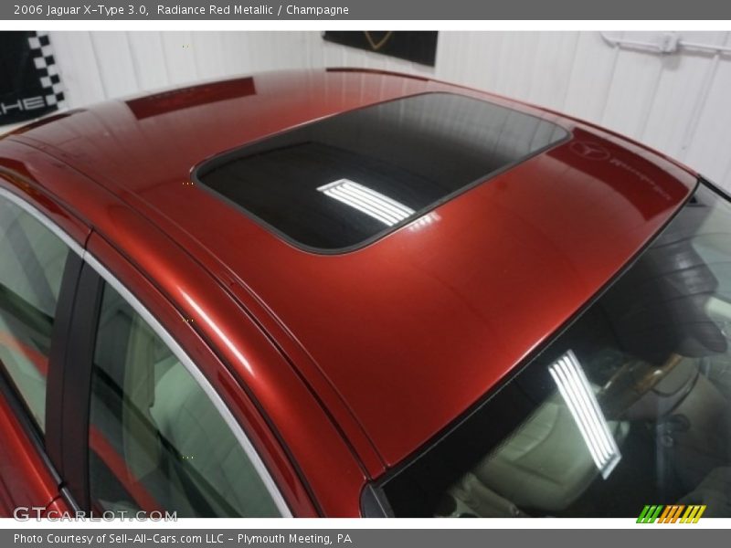 Radiance Red Metallic / Champagne 2006 Jaguar X-Type 3.0