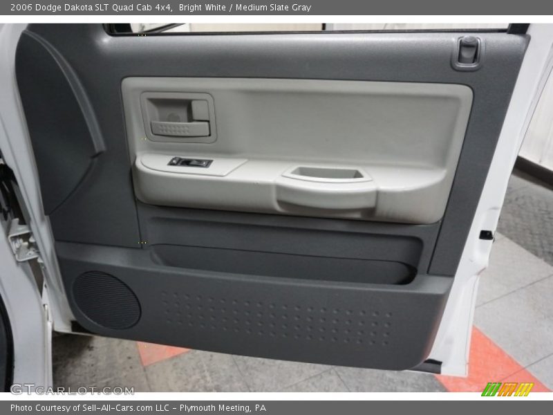 Bright White / Medium Slate Gray 2006 Dodge Dakota SLT Quad Cab 4x4