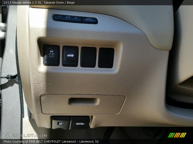 Saharan Stone / Beige 2013 Nissan Altima 2.5 SV