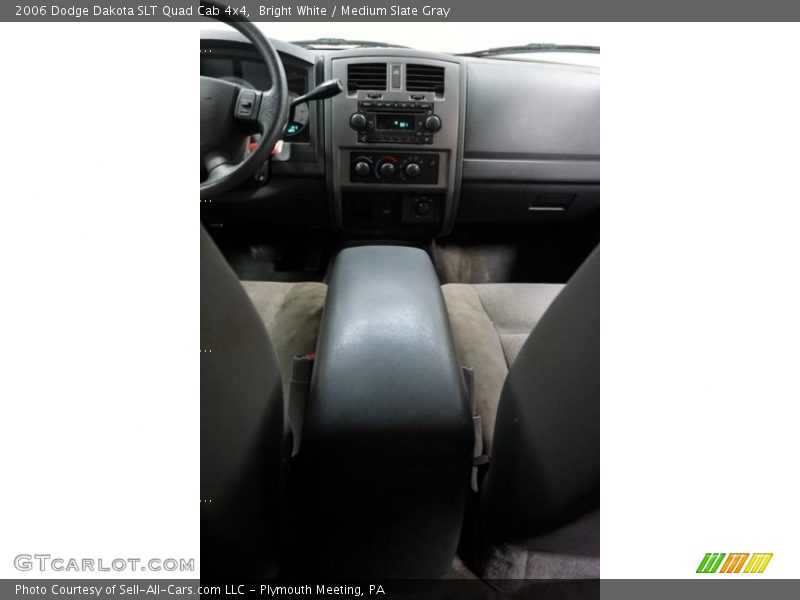 Bright White / Medium Slate Gray 2006 Dodge Dakota SLT Quad Cab 4x4