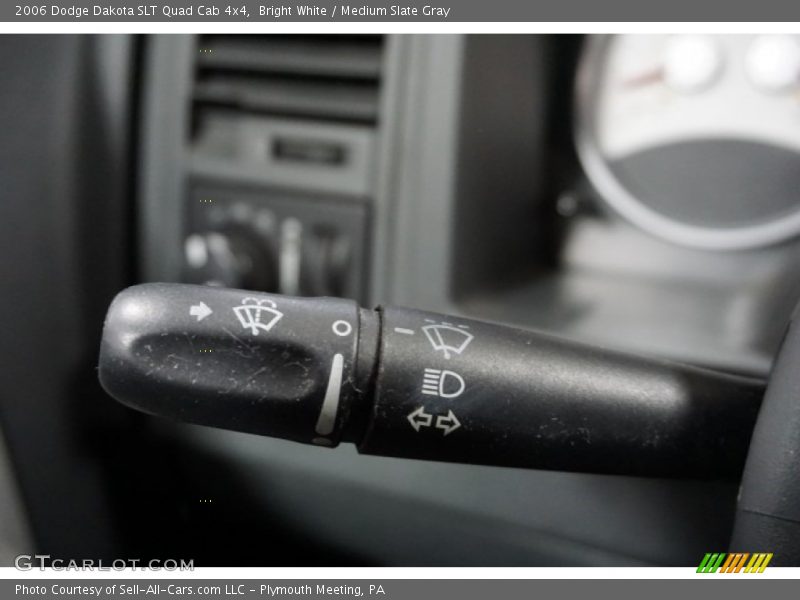 Bright White / Medium Slate Gray 2006 Dodge Dakota SLT Quad Cab 4x4