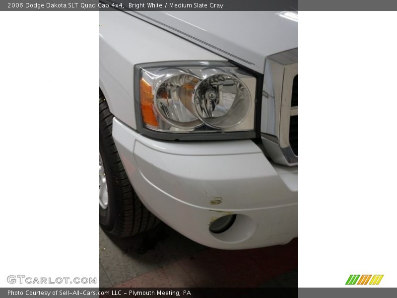 Bright White / Medium Slate Gray 2006 Dodge Dakota SLT Quad Cab 4x4