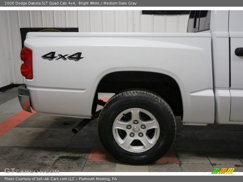 Bright White / Medium Slate Gray 2006 Dodge Dakota SLT Quad Cab 4x4