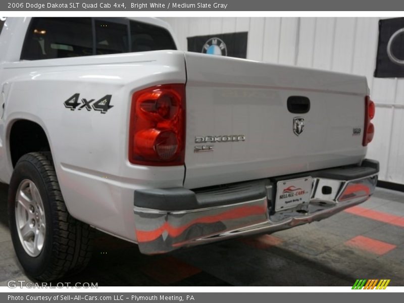 Bright White / Medium Slate Gray 2006 Dodge Dakota SLT Quad Cab 4x4