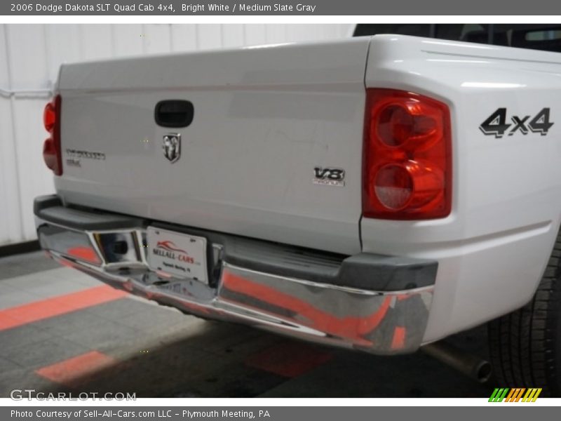 Bright White / Medium Slate Gray 2006 Dodge Dakota SLT Quad Cab 4x4