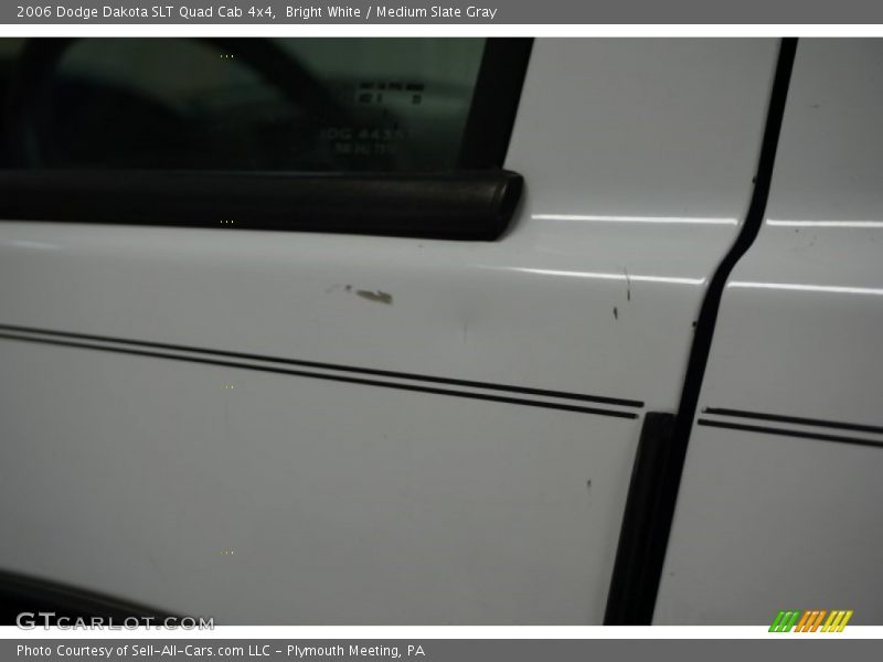Bright White / Medium Slate Gray 2006 Dodge Dakota SLT Quad Cab 4x4