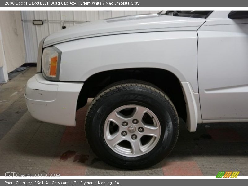 Bright White / Medium Slate Gray 2006 Dodge Dakota SLT Quad Cab 4x4