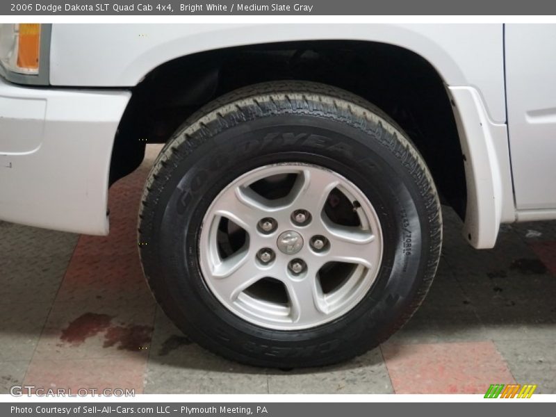 Bright White / Medium Slate Gray 2006 Dodge Dakota SLT Quad Cab 4x4