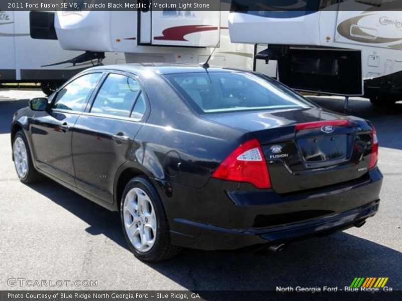 Tuxedo Black Metallic / Medium Light Stone 2011 Ford Fusion SE V6