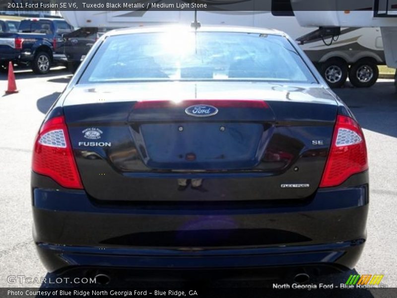 Tuxedo Black Metallic / Medium Light Stone 2011 Ford Fusion SE V6