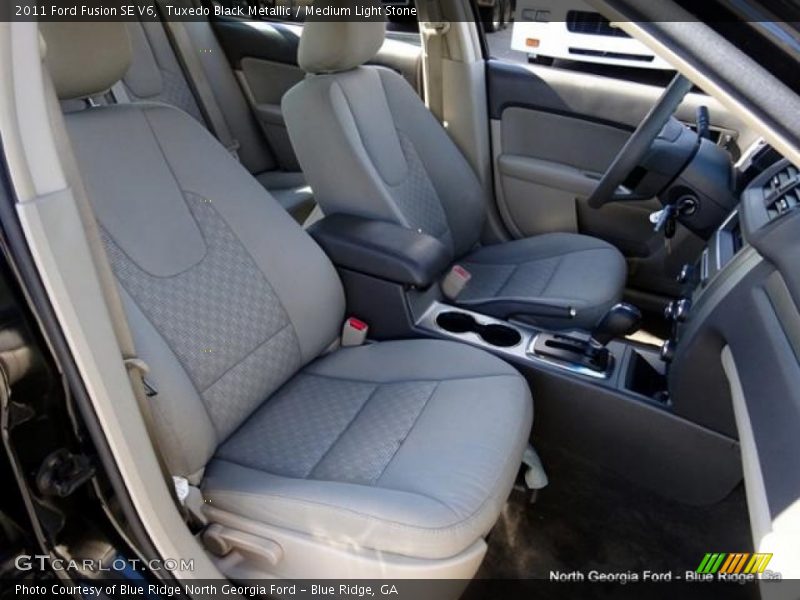 Tuxedo Black Metallic / Medium Light Stone 2011 Ford Fusion SE V6