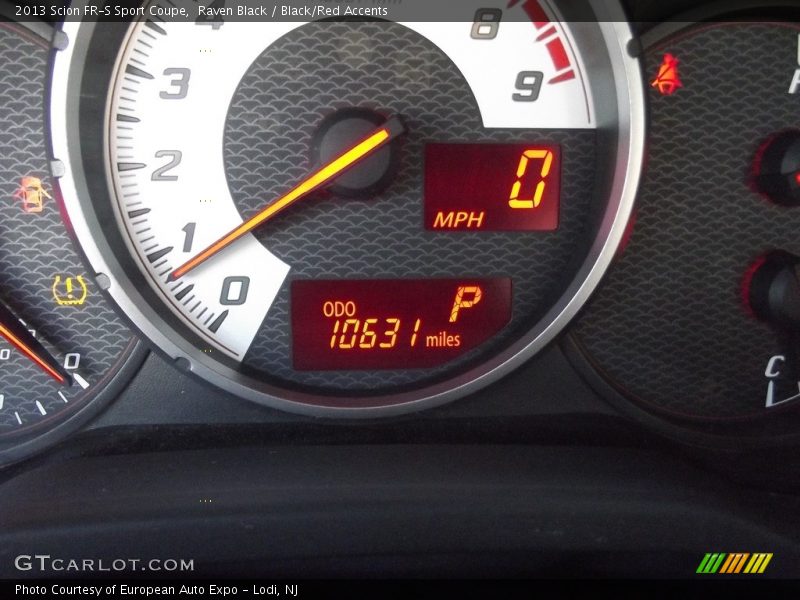 Raven Black / Black/Red Accents 2013 Scion FR-S Sport Coupe