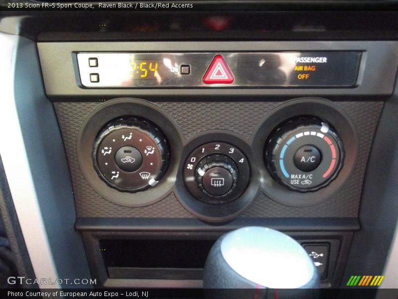 Raven Black / Black/Red Accents 2013 Scion FR-S Sport Coupe