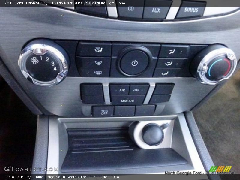 Tuxedo Black Metallic / Medium Light Stone 2011 Ford Fusion SE V6
