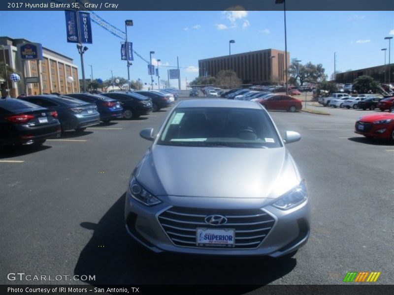 Gray / Gray 2017 Hyundai Elantra SE
