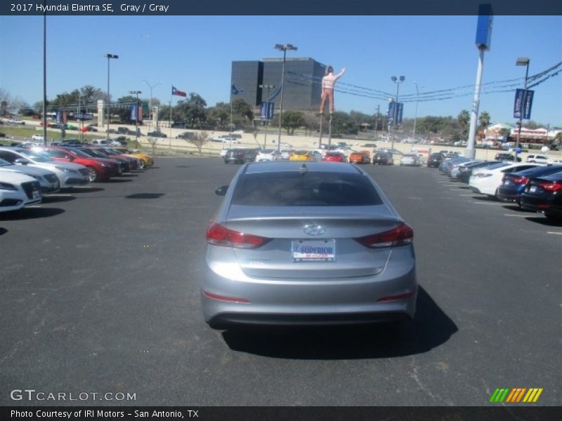 Gray / Gray 2017 Hyundai Elantra SE