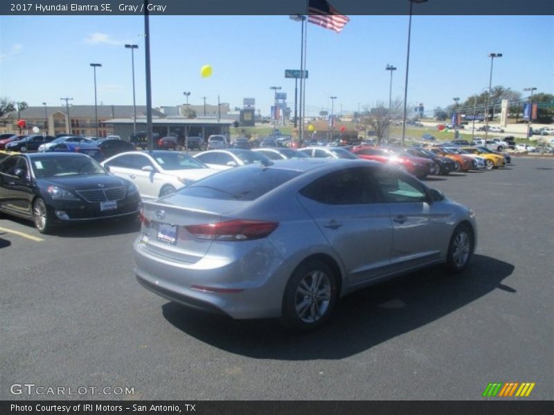 Gray / Gray 2017 Hyundai Elantra SE