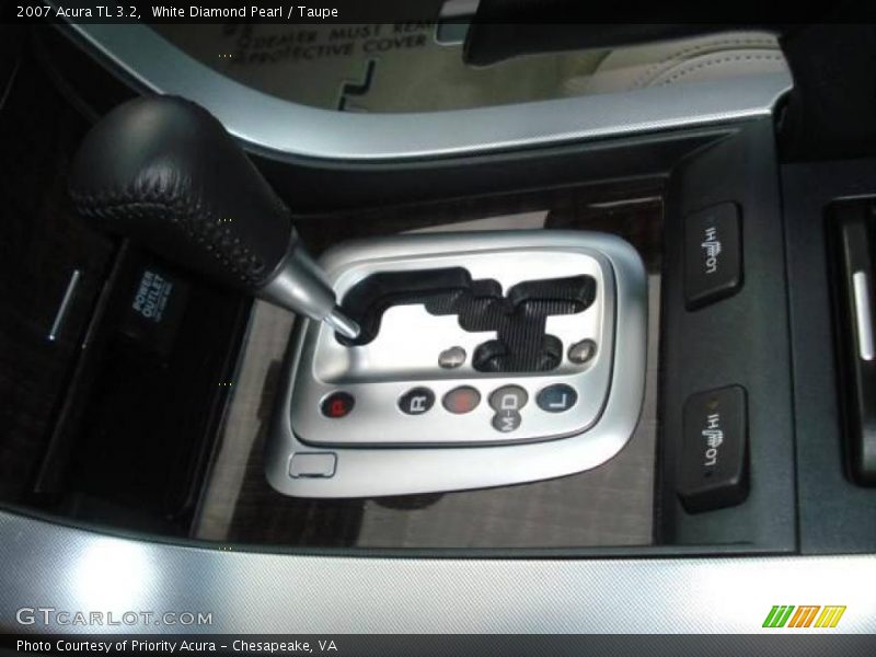 White Diamond Pearl / Taupe 2007 Acura TL 3.2