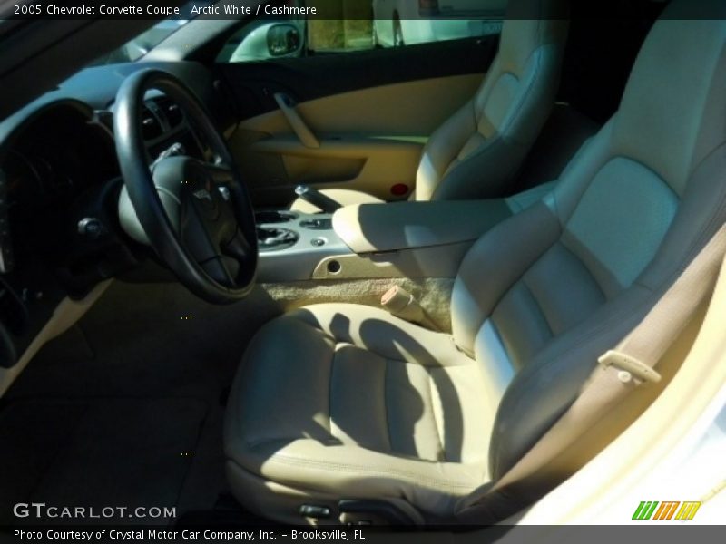 Arctic White / Cashmere 2005 Chevrolet Corvette Coupe