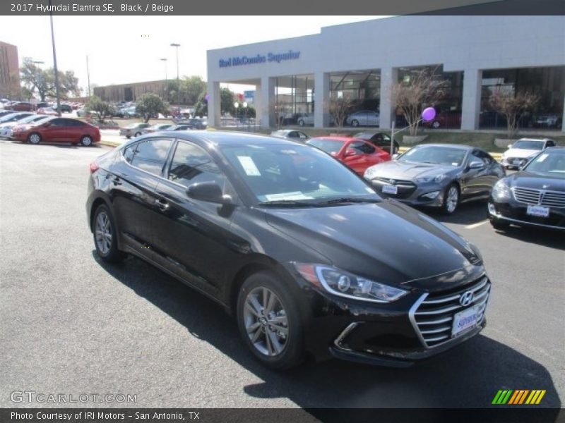 Black / Beige 2017 Hyundai Elantra SE