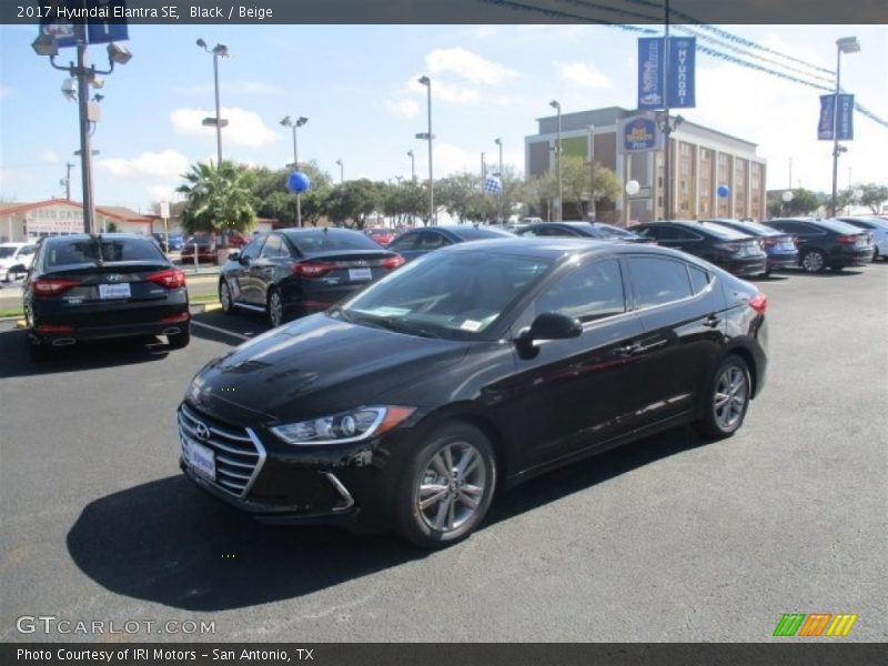 Black / Beige 2017 Hyundai Elantra SE