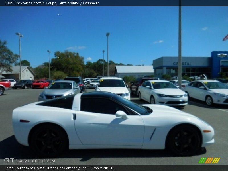 Arctic White / Cashmere 2005 Chevrolet Corvette Coupe