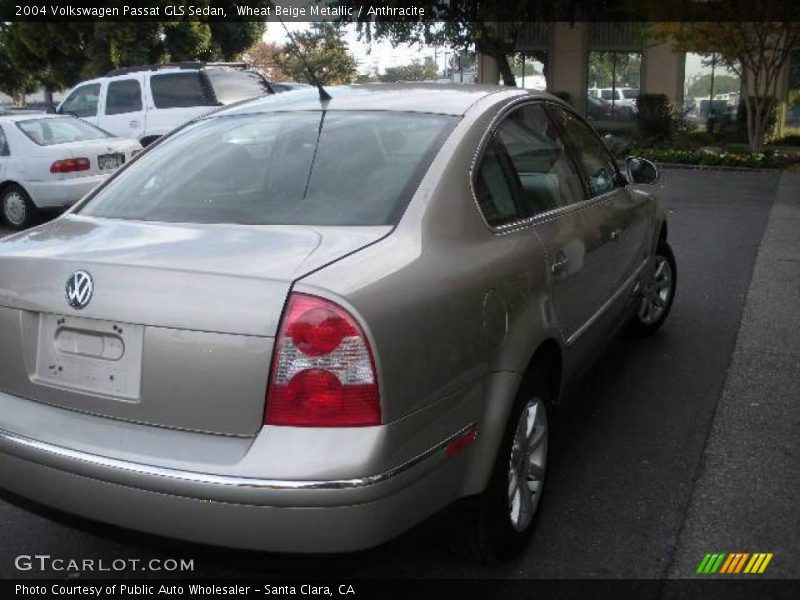 Wheat Beige Metallic / Anthracite 2004 Volkswagen Passat GLS Sedan