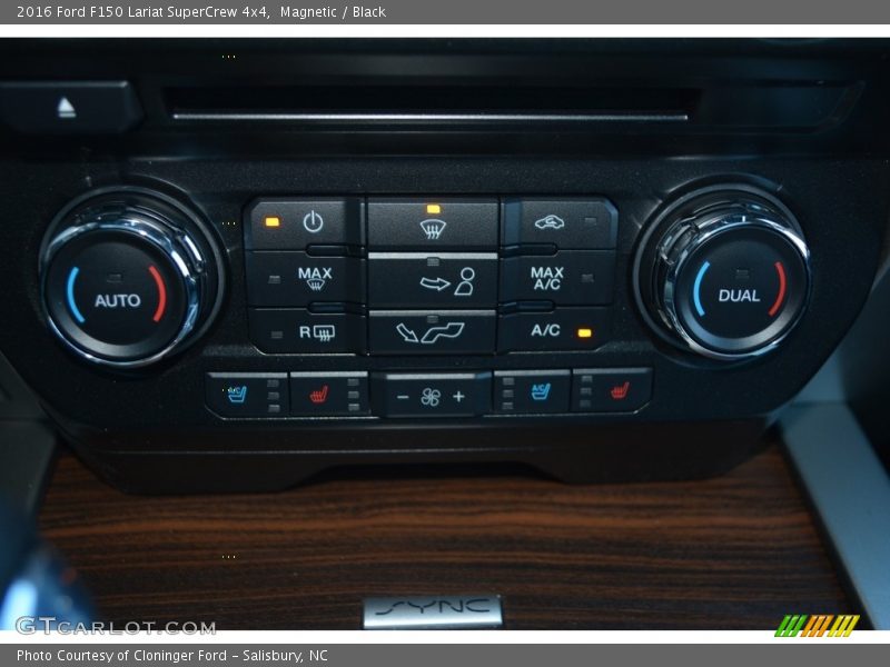 Magnetic / Black 2016 Ford F150 Lariat SuperCrew 4x4