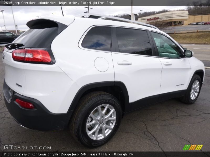 Bright White / Black/Light Frost Beige 2016 Jeep Cherokee Latitude 4x4