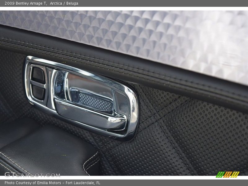 Controls of 2009 Arnage T