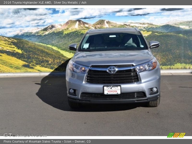Silver Sky Metallic / Ash 2016 Toyota Highlander XLE AWD