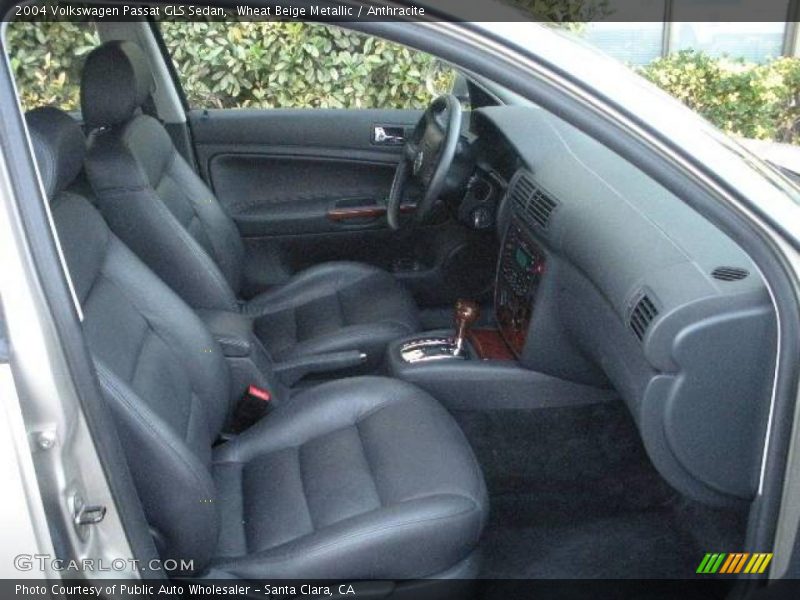 Wheat Beige Metallic / Anthracite 2004 Volkswagen Passat GLS Sedan