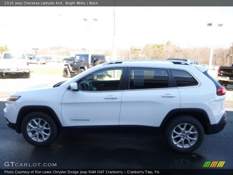 Bright White / Black 2016 Jeep Cherokee Latitude 4x4