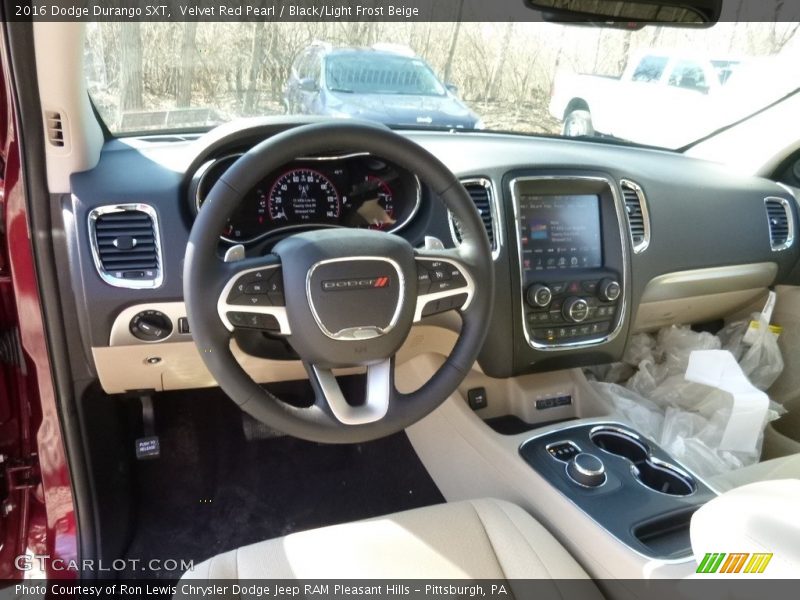 Velvet Red Pearl / Black/Light Frost Beige 2016 Dodge Durango SXT