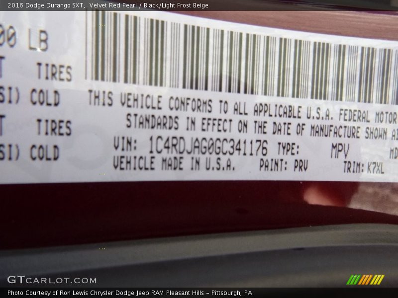 Velvet Red Pearl / Black/Light Frost Beige 2016 Dodge Durango SXT