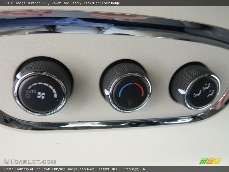 Velvet Red Pearl / Black/Light Frost Beige 2016 Dodge Durango SXT