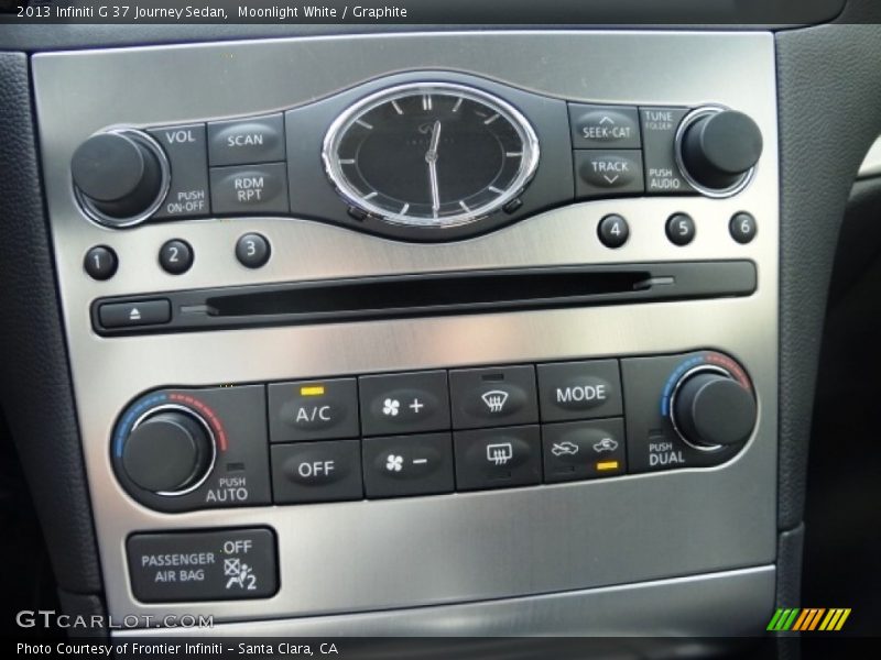 Moonlight White / Graphite 2013 Infiniti G 37 Journey Sedan