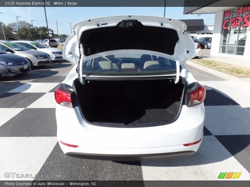 White / Beige 2016 Hyundai Elantra SE