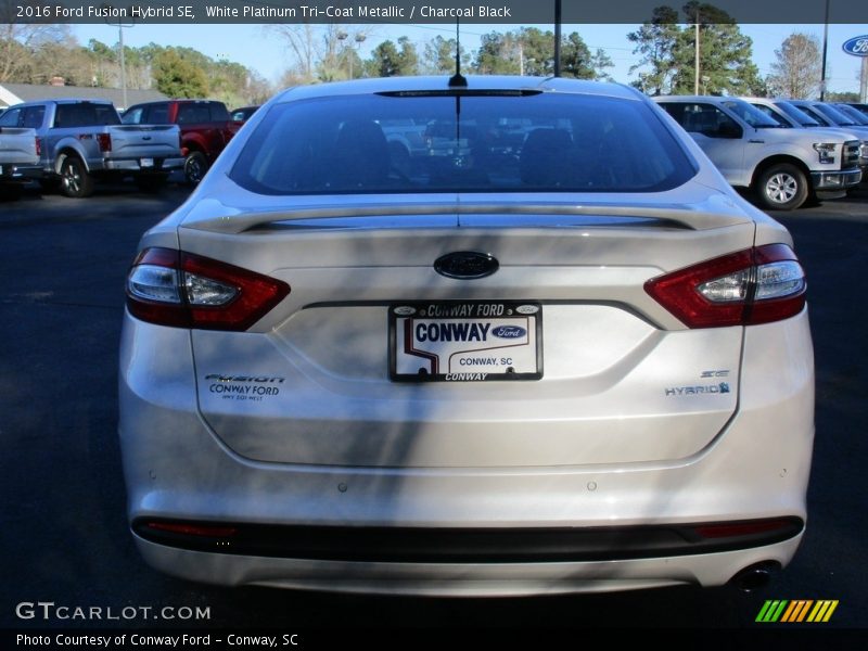 White Platinum Tri-Coat Metallic / Charcoal Black 2016 Ford Fusion Hybrid SE