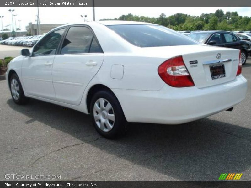Super White / Taupe 2004 Toyota Camry LE