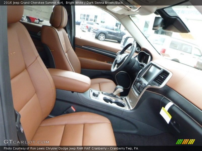 Bright White / Dark Sienna Brown/Black 2016 Jeep Grand Cherokee Summit 4x4