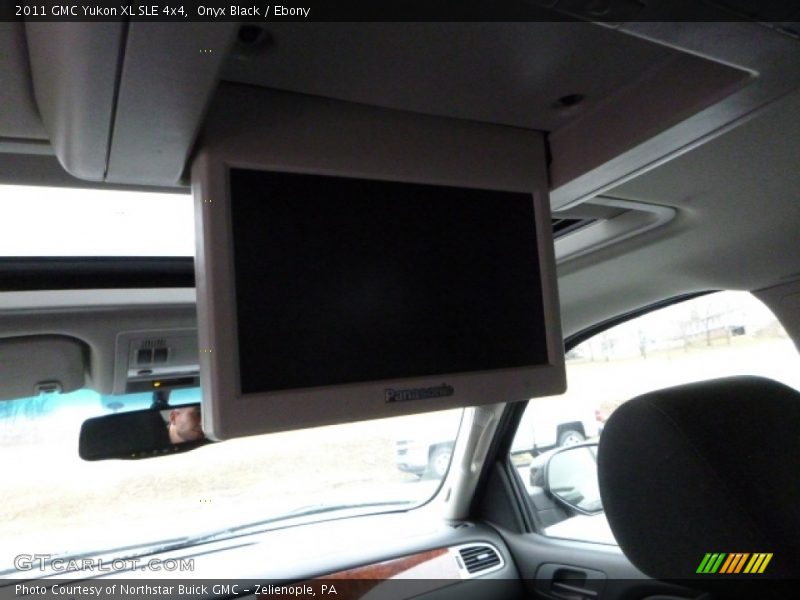 Onyx Black / Ebony 2011 GMC Yukon XL SLE 4x4