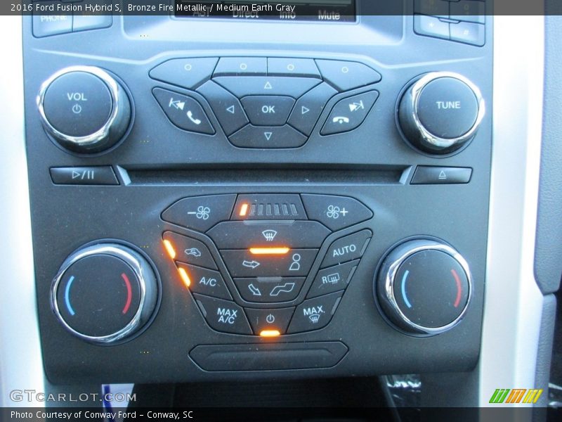 Controls of 2016 Fusion Hybrid S