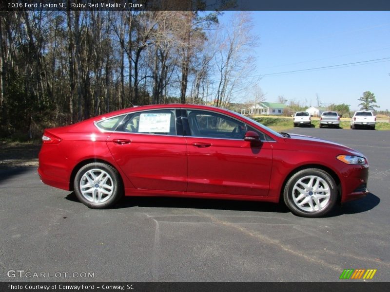 Ruby Red Metallic / Dune 2016 Ford Fusion SE