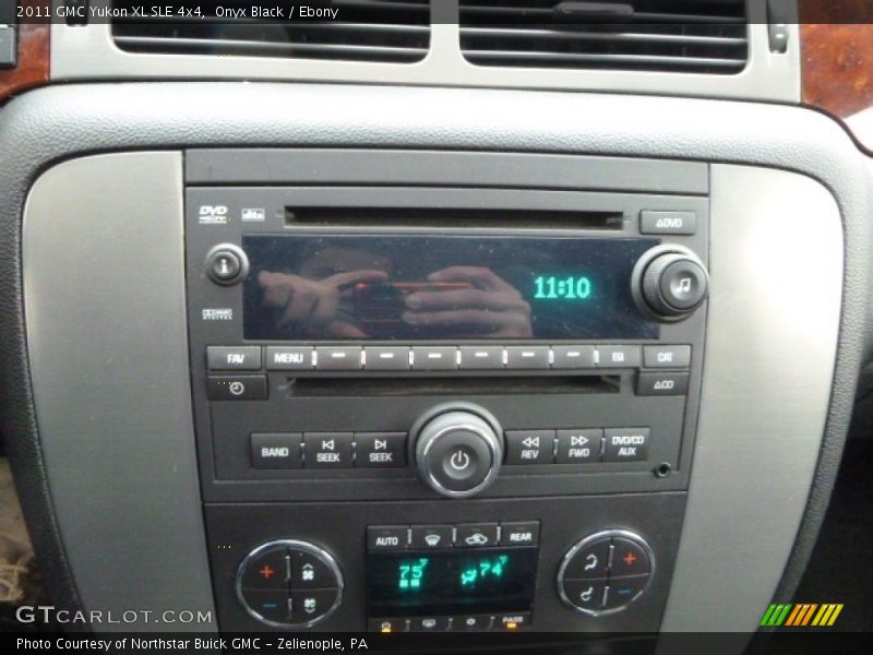 Onyx Black / Ebony 2011 GMC Yukon XL SLE 4x4
